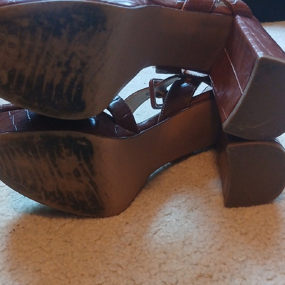 Limelight Brown Croc Skin Design Block Heels - Picture 6 of 6